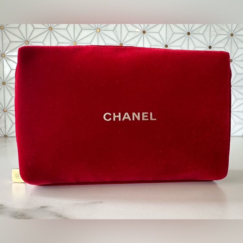 Chanel Red Velvet Cosmetic Bag-NEW